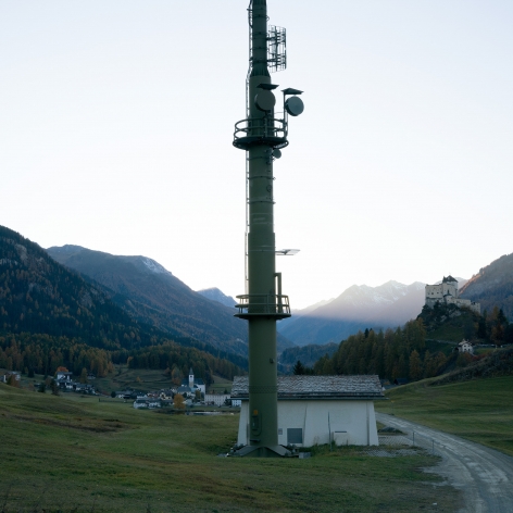 Thomas KNEUB&Uuml;HLER, Alpine Signals (Tarasp), 2021